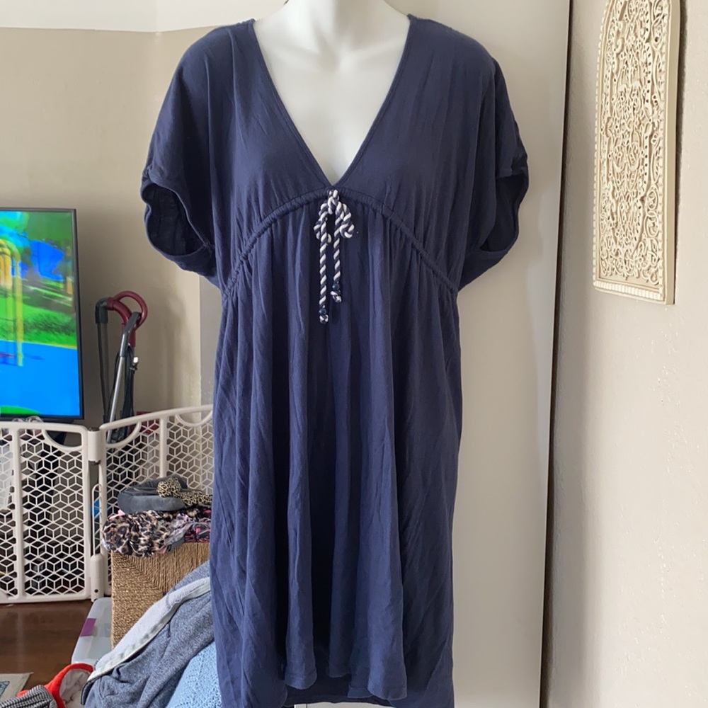 An Old Navy dress